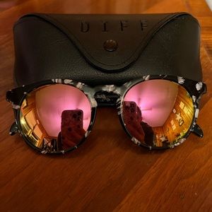 Diff Eyewear Sunglasses